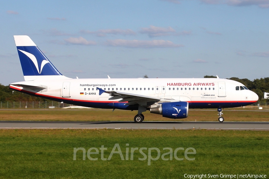 Hamburg Airways Airbus A319-112 (D-AHHA) | Photo 32057