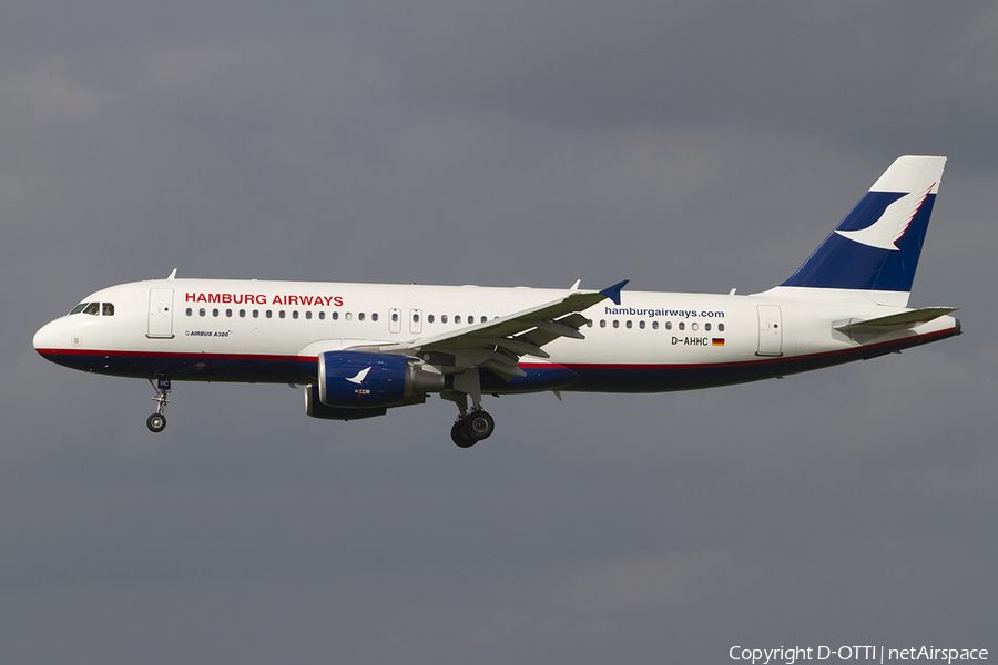 Hamburg Airways Airbus A320-214 (D-AHHC) | Photo 369723