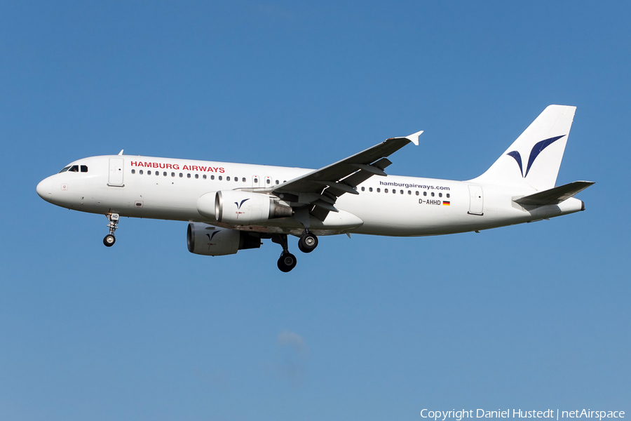 Hamburg Airways Airbus A320-214 (D-AHHD) | Photo 658010