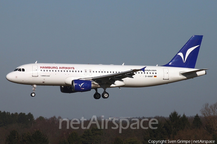 Hamburg Airways Airbus A320-214 (D-AHHF) | Photo 42548