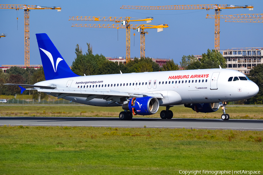 Hamburg Airways Airbus A320-214 (D-AHHF) | Photo 496168