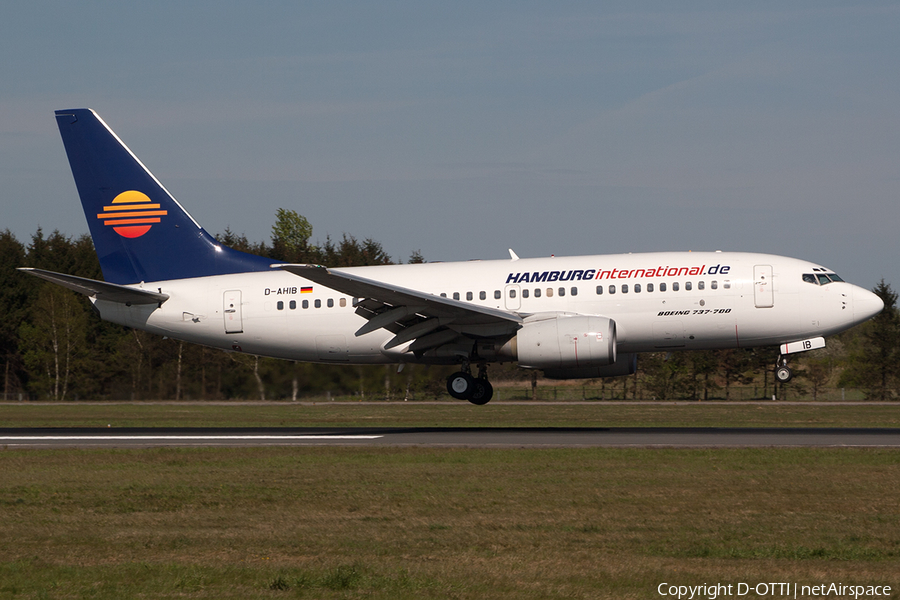 Hamburg International Boeing 737-73S (D-AHIB) | Photo 198427