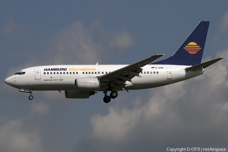 Hamburg International Boeing 737-7BK (D-AHIC) | Photo 158531