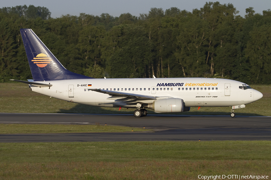 Hamburg International Boeing 737-7BK (D-AHIC) | Photo 292882