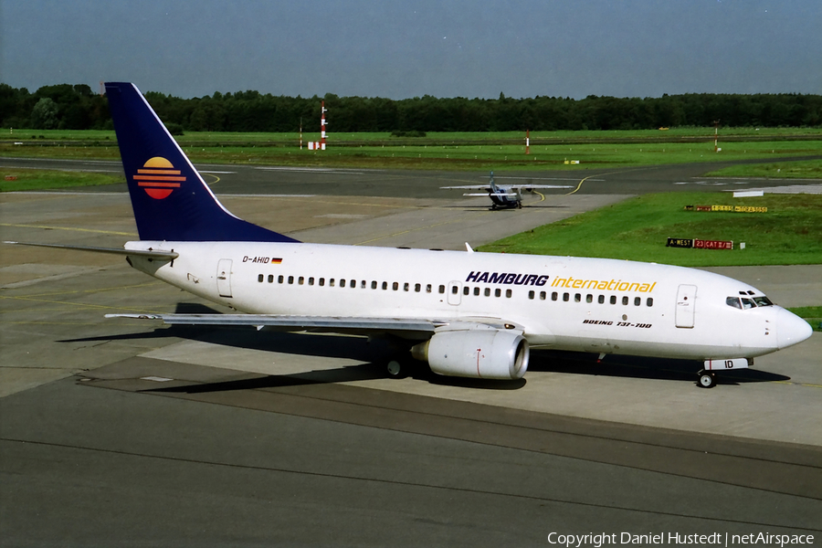 Hamburg International Boeing 737-73S (D-AHID) | Photo 425331