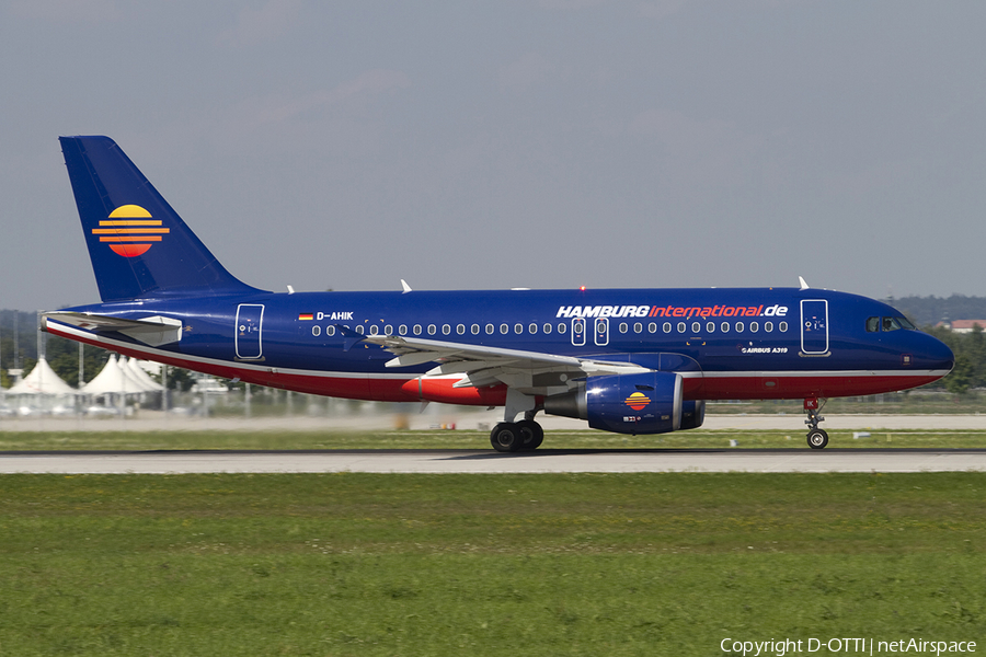 Hamburg International Airbus A319-112 (D-AHIK) | Photo 311906