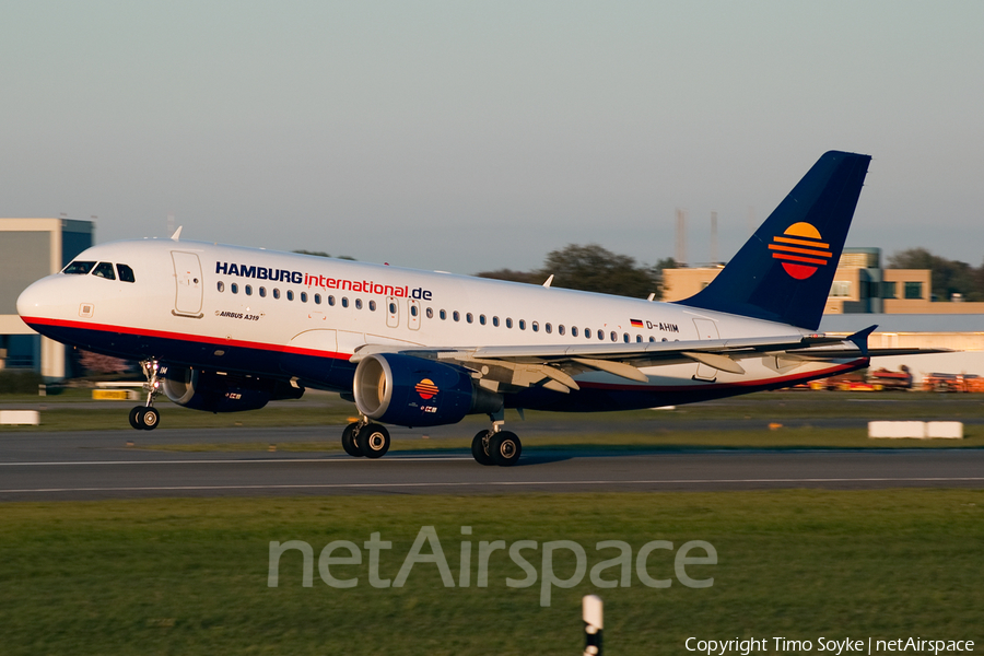 Hamburg International Airbus A319-112 (D-AHIM) | Photo 21063