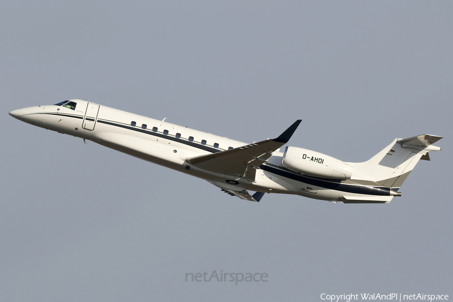 VistaJet Germany Embraer EMB-135BJ Legacy 650 (D-AHOI) | Photo 661537