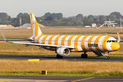 Condor Airbus A321-211 (D-AIAD) at  Dusseldorf - International, Germany