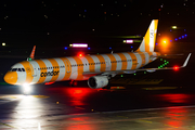 Condor Airbus A321-211 (D-AIAD) at  Hamburg - Fuhlsbuettel (Helmut Schmidt), Germany