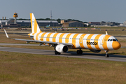 Condor Airbus A321-211 (D-AIAD) at  Hamburg - Fuhlsbuettel (Helmut Schmidt), Germany