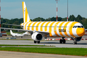 Condor Airbus A321-211 (D-AIAD) at  Hamburg - Fuhlsbuettel (Helmut Schmidt), Germany