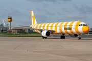 Condor Airbus A321-211 (D-AIAD) at  Hamburg - Fuhlsbuettel (Helmut Schmidt), Germany