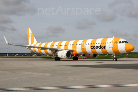 Condor Airbus A321-211 (D-AIAD) at  Hamburg - Fuhlsbuettel (Helmut Schmidt), Germany