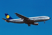 Lufthansa Airbus A300B2-1C (D-AIAE) at  Hamburg - Fuhlsbuettel (Helmut Schmidt), Germany