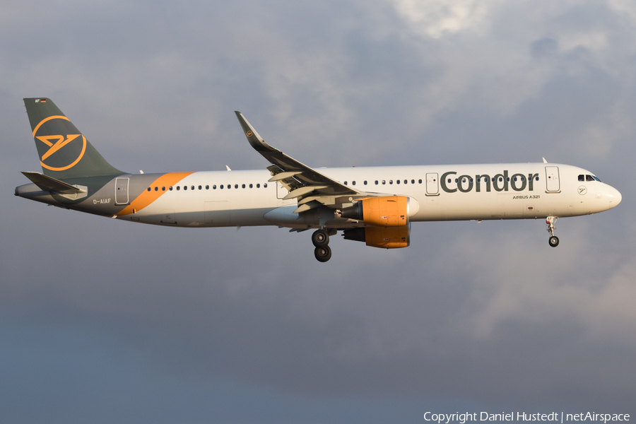 Condor Airbus A321-211 (D-AIAF) | Photo 474907