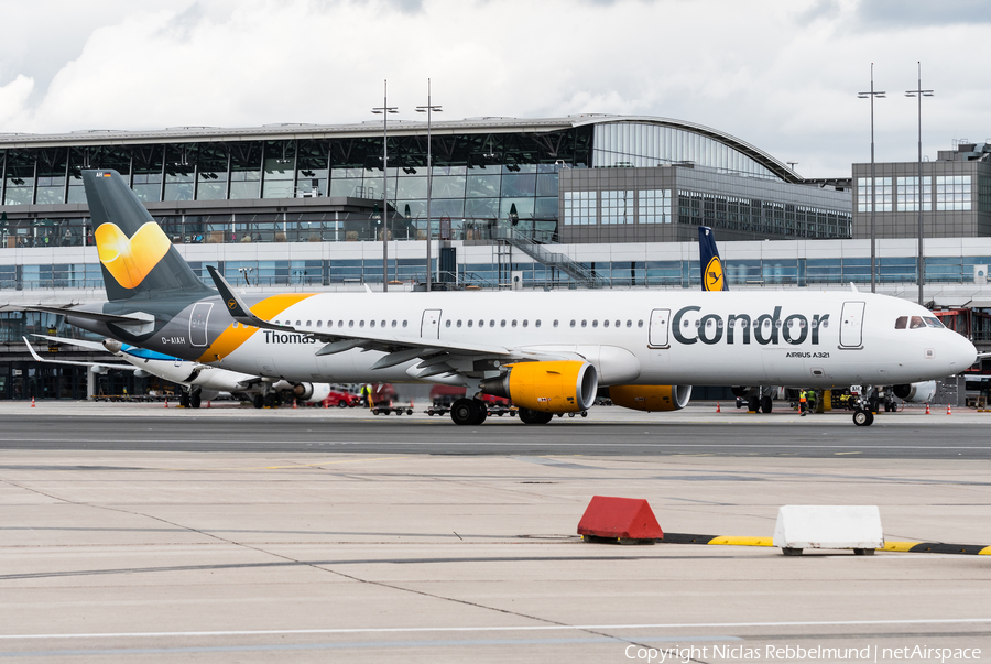 Condor Airbus A321-211 (D-AIAH) | Photo 266559