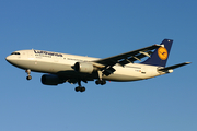 Lufthansa Airbus A300B4-603 (D-AIAH) at  Hamburg - Fuhlsbuettel (Helmut Schmidt), Germany