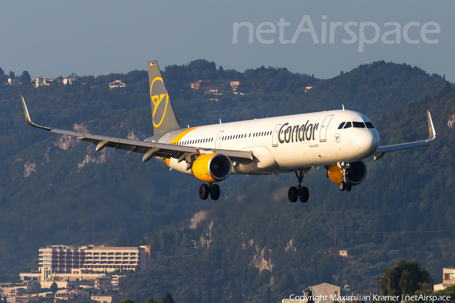 Condor Airbus A321-211 (D-AIAI) | Photo 631242