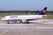 Lufthansa Express Airbus A300B4-603 (D-AIAS) at  Hamburg - Fuhlsbuettel (Helmut Schmidt), Germany
