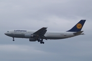 Lufthansa Airbus A300B4-605R (D-AIAZ) at  Frankfurt am Main, Germany