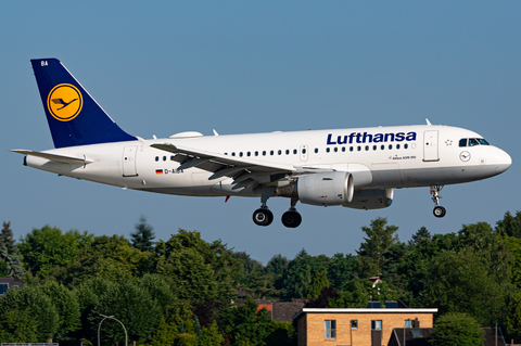 Lufthansa Airbus A319-114 (D-AIBA) at  Hamburg - Fuhlsbuettel (Helmut Schmidt), Germany