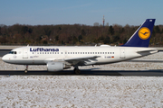 Lufthansa Airbus A319-112 (D-AIBB) at  Hamburg - Fuhlsbuettel (Helmut Schmidt), Germany