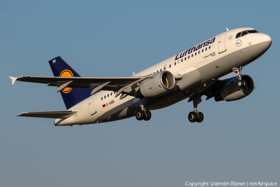 Lufthansa Airbus A319-112 (D-AIBB) | Photo 507432