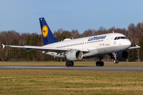 Lufthansa Airbus A319-112 (D-AIBB) at  Hamburg - Fuhlsbuettel (Helmut Schmidt), Germany