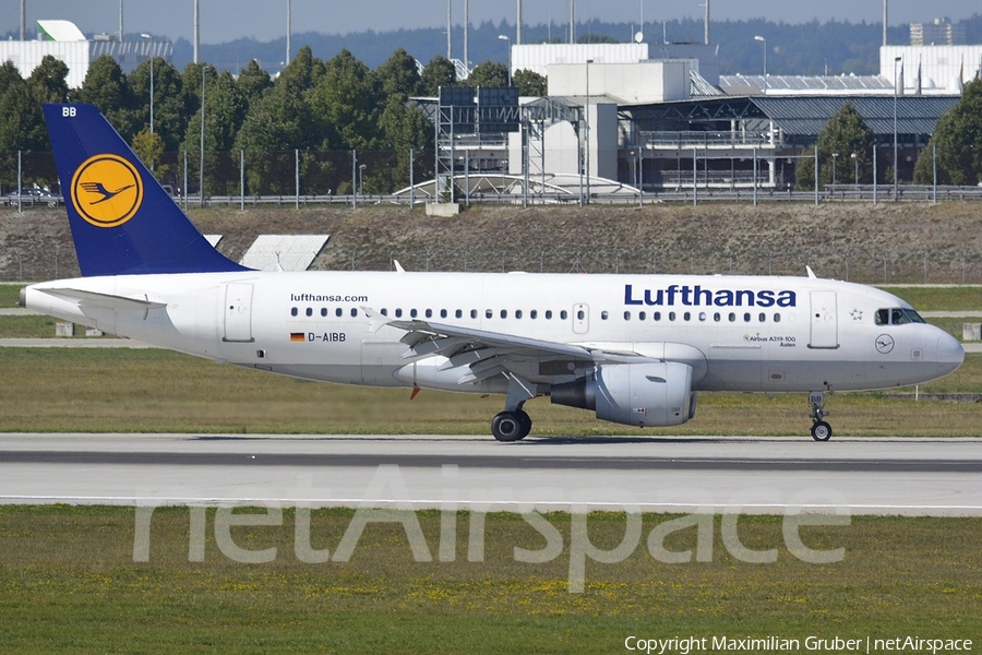 Lufthansa Airbus A319-112 (D-AIBB) | Photo 111533