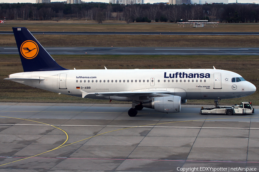 Lufthansa Airbus A319-112 (D-AIBB) | Photo 278745