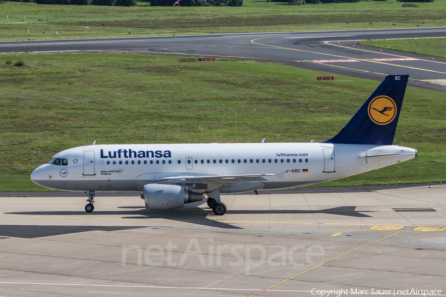Lufthansa Airbus A319-112 (D-AIBC) | Photo 181916