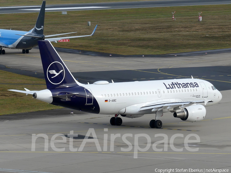 Lufthansa Airbus A319-112 (D-AIBC) | Photo 483380