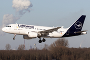 Lufthansa Airbus A319-112 (D-AIBC) at  Dusseldorf - International, Germany