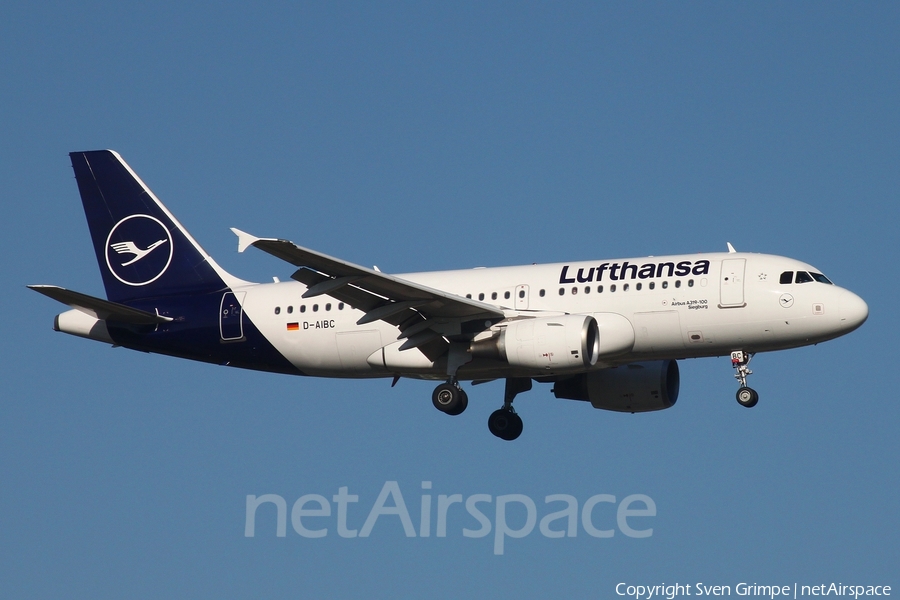 Lufthansa Airbus A319-112 (D-AIBC) | Photo 406614