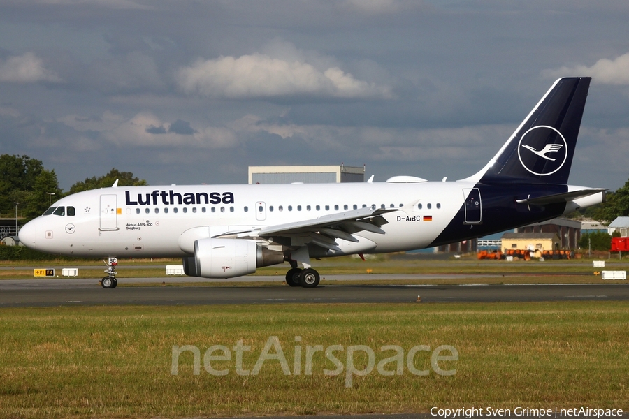 Lufthansa Airbus A319-112 (D-AIBC) | Photo 516142