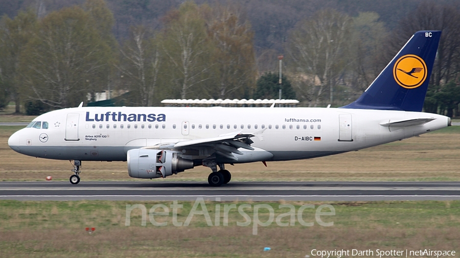 Lufthansa Airbus A319-112 (D-AIBC) | Photo 209359