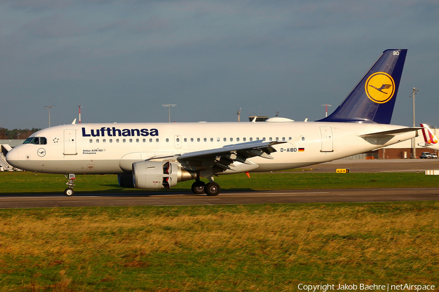 Lufthansa Airbus A319-112 (D-AIBD) | Photo 202731