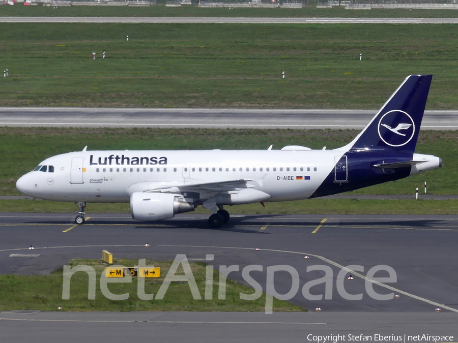 Lufthansa Airbus A319-112 (D-AIBE) | Photo 444393