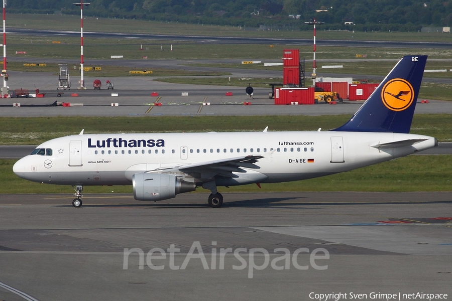 Lufthansa Airbus A319-112 (D-AIBE) | Photo 15718