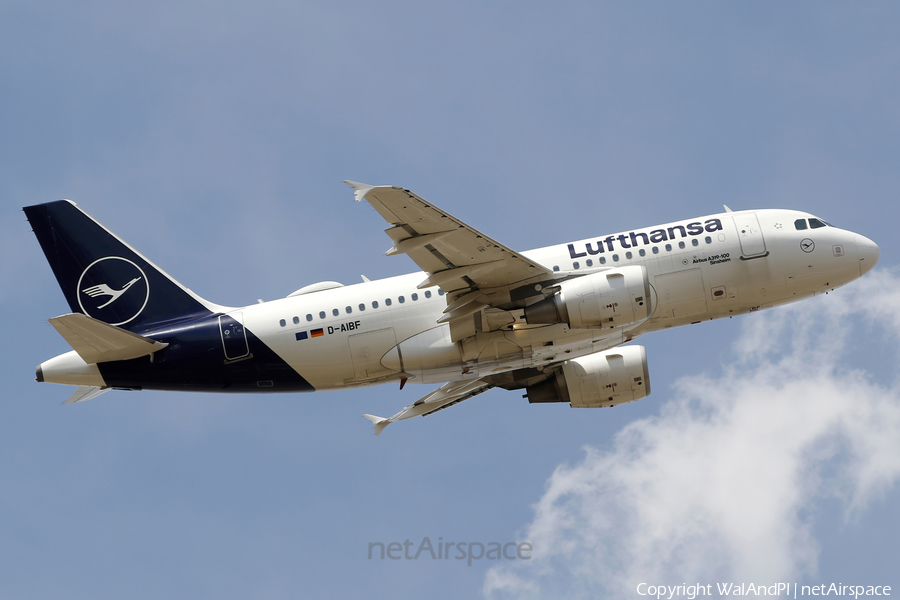 Lufthansa Airbus A319-112 (D-AIBF) | Photo 521527