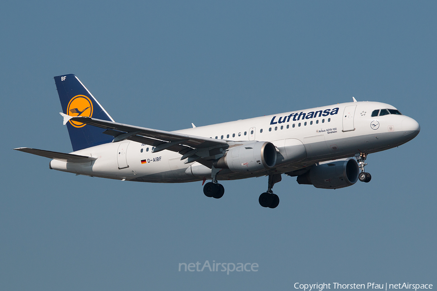 Lufthansa Airbus A319-112 (D-AIBF) | Photo 62122