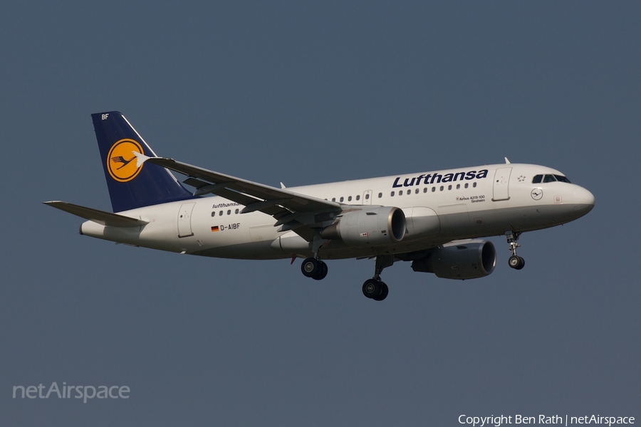 Lufthansa Airbus A319-112 (D-AIBF) | Photo 46097
