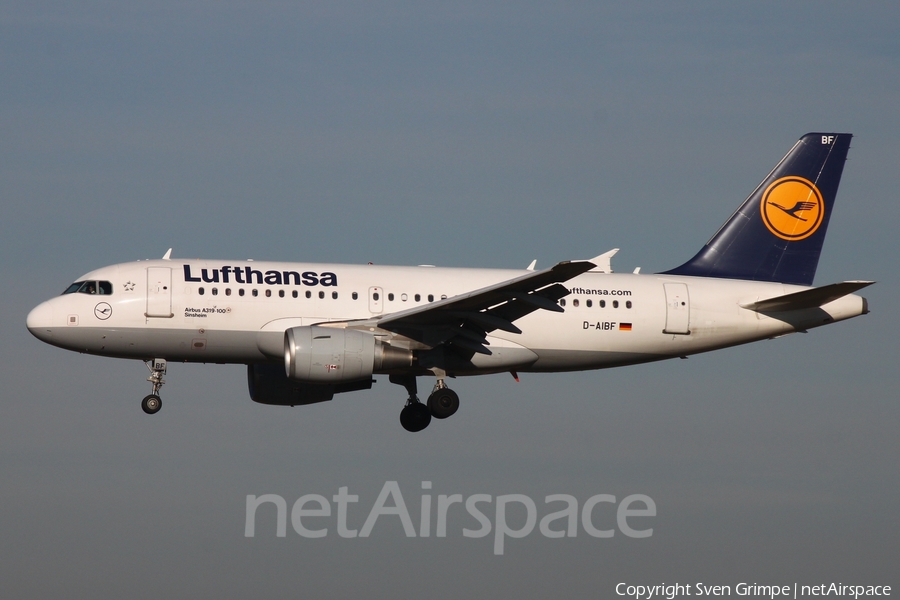 Lufthansa Airbus A319-112 (D-AIBF) | Photo 434265