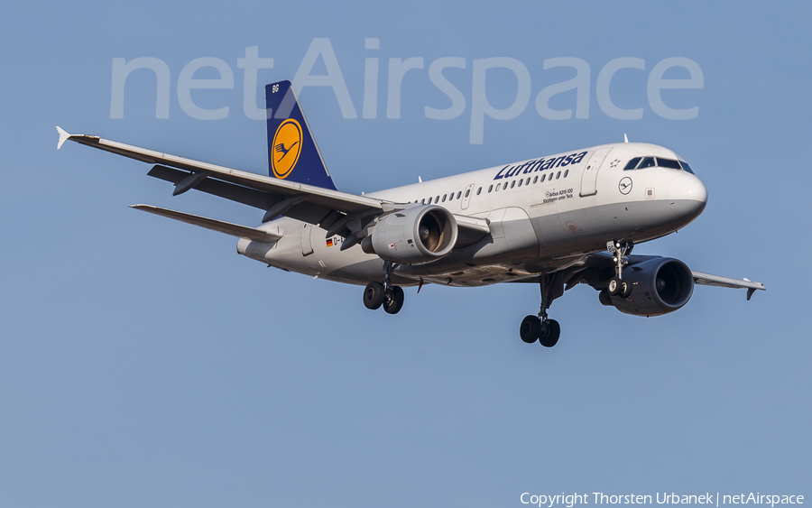 Lufthansa Airbus A319-112 (D-AIBG) | Photo 179686