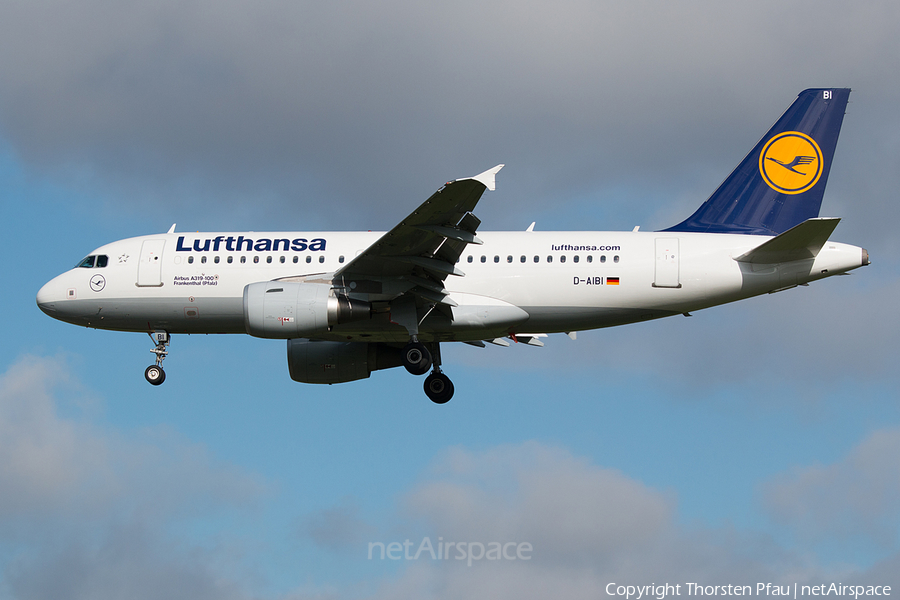 Lufthansa Airbus A319-112 (D-AIBI) | Photo 61072