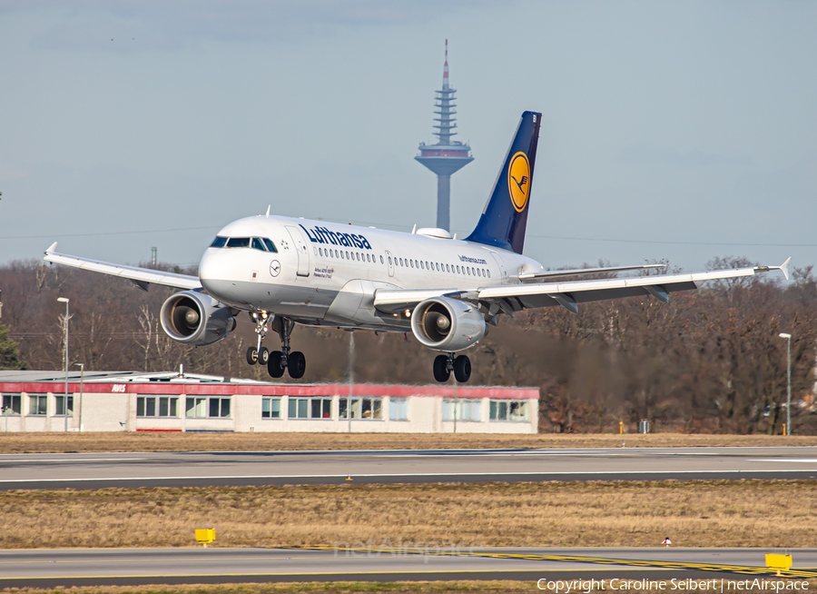 Lufthansa Airbus A319-112 (D-AIBI) | Photo 373413