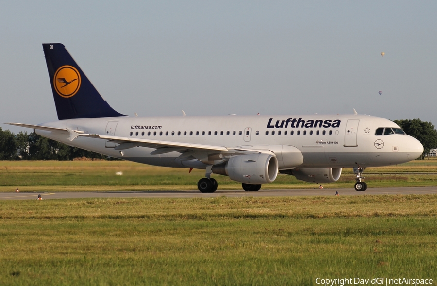 Lufthansa Airbus A319-112 (D-AIBI) | Photo 30216