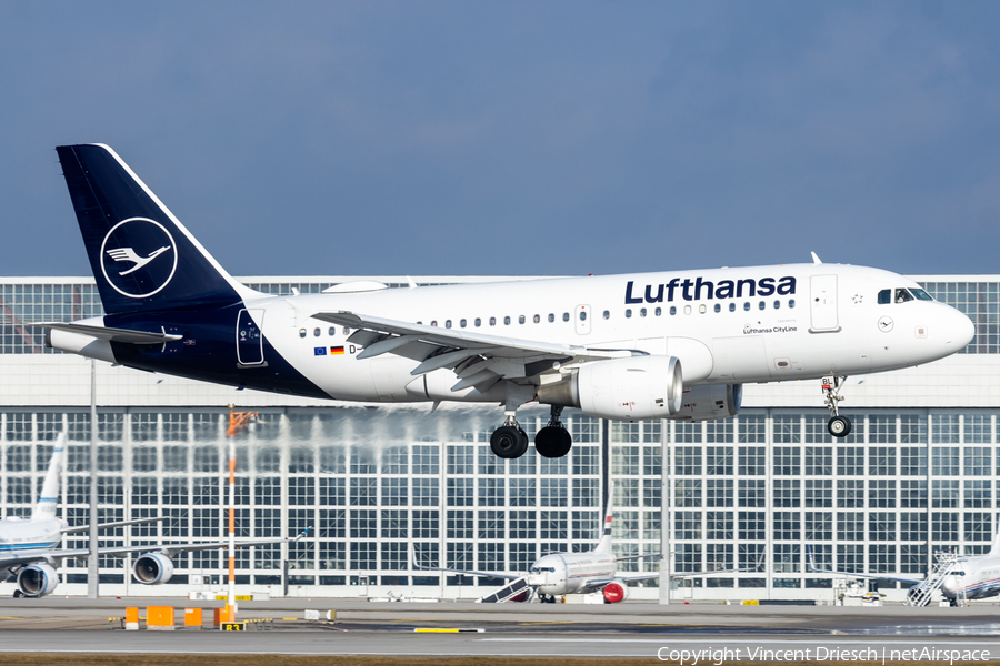Lufthansa (CityLine) Airbus A319-112 (D-AIBL) | Photo 670220