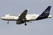 Lufthansa (CityLine) Airbus A319-112 (D-AIBM) at  Warsaw - Frederic Chopin International, Poland